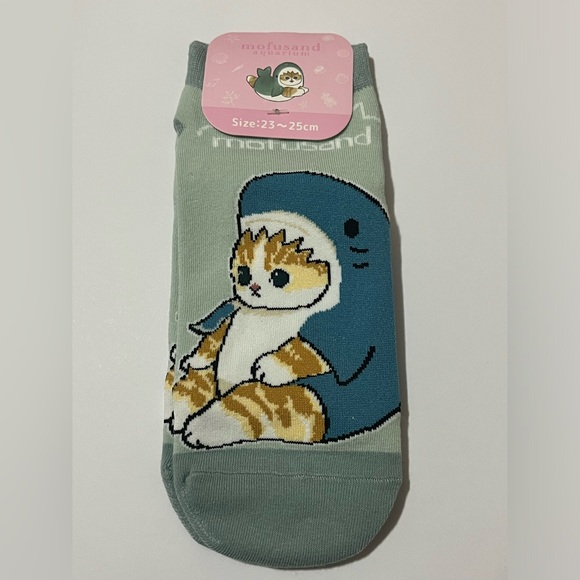 Mofusand Other - Mofusand Shark Socks